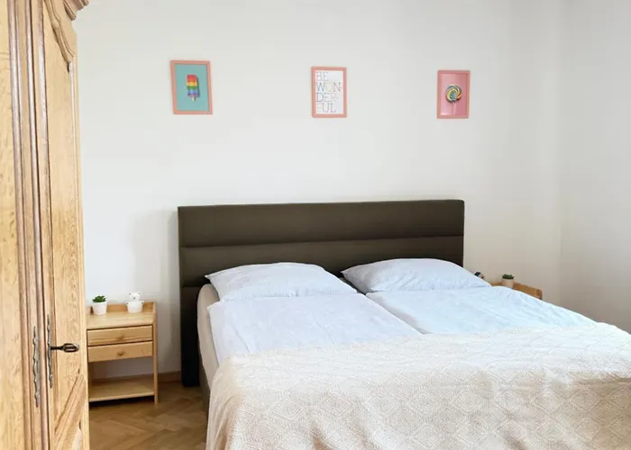 Familyvilla, New 4 Luxury Big Apartments, Parking