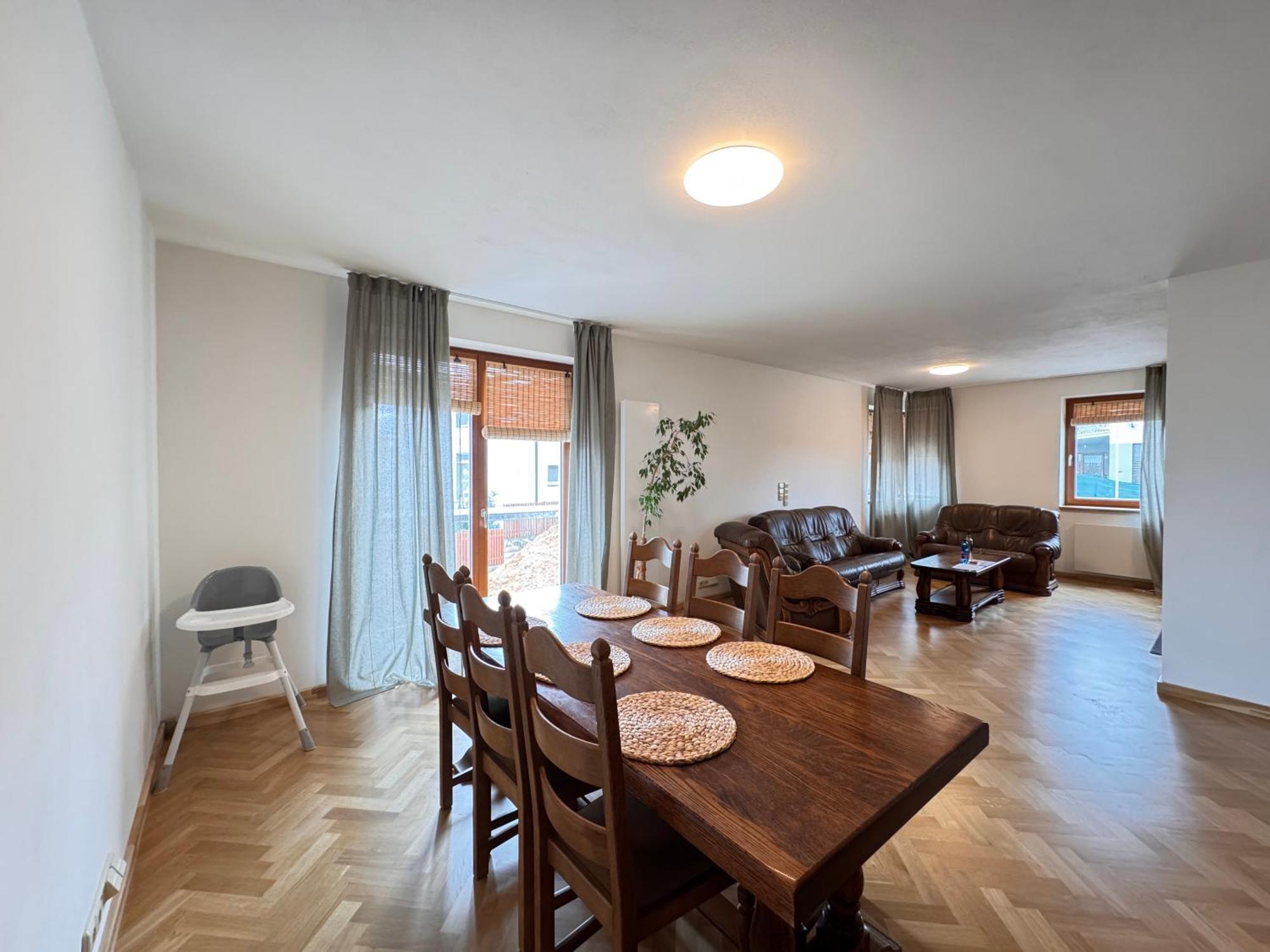 Apartamento Familyvilla, New 4 Luxury Big Apartments, Parking *