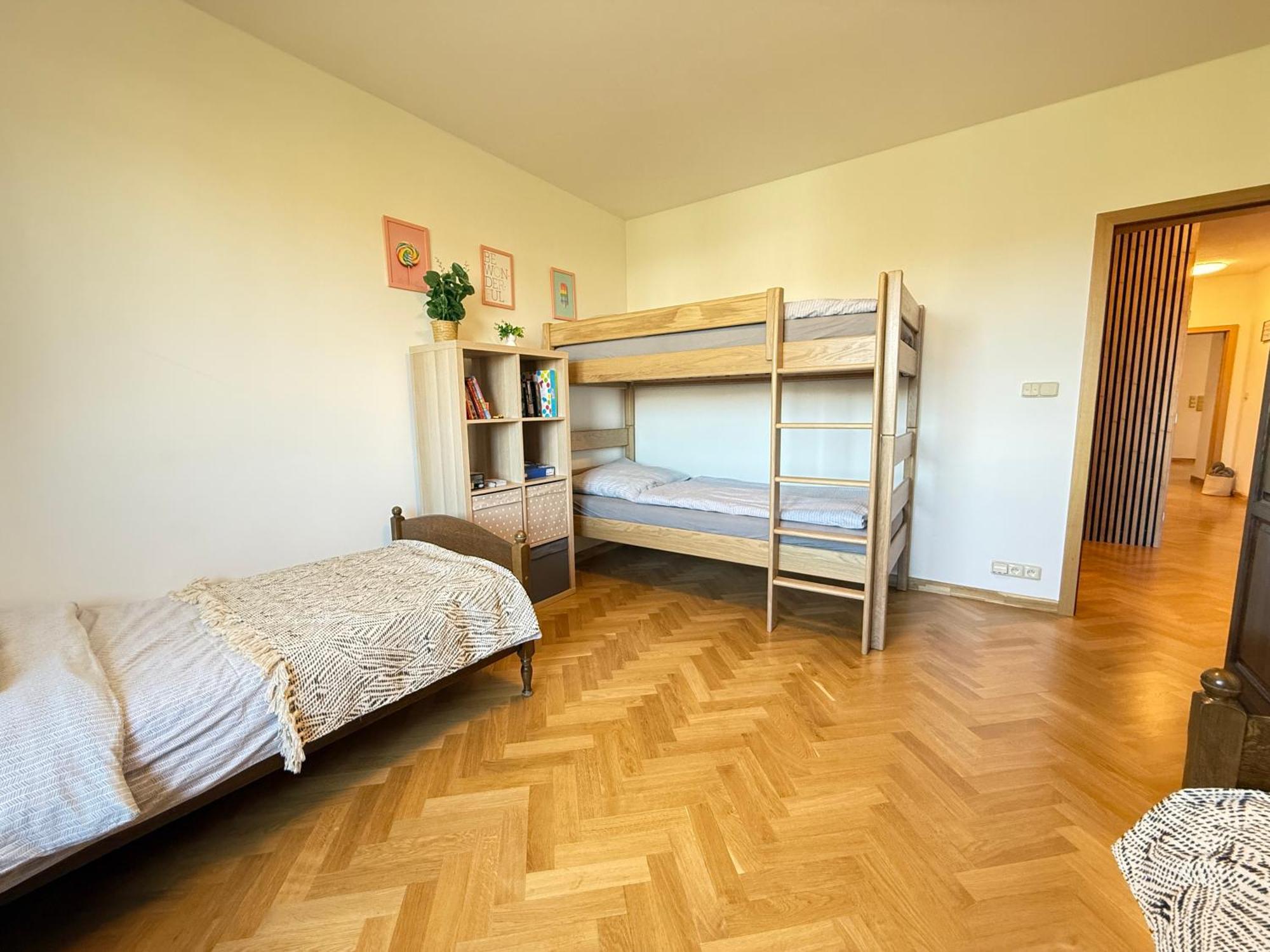 Apartamento Familyvilla, New 4 Luxury Big Apartments, Parking Praga