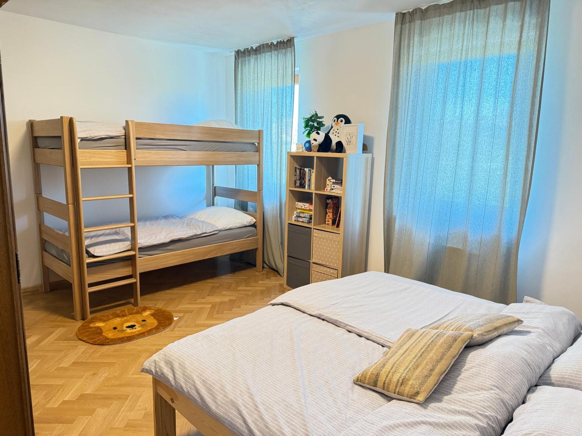 Familyvilla, New 4 Luxury Big Apartments, Parking * Praag